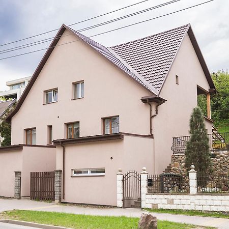 Apartment In Garage With Free Parking Kaunas Luaran gambar