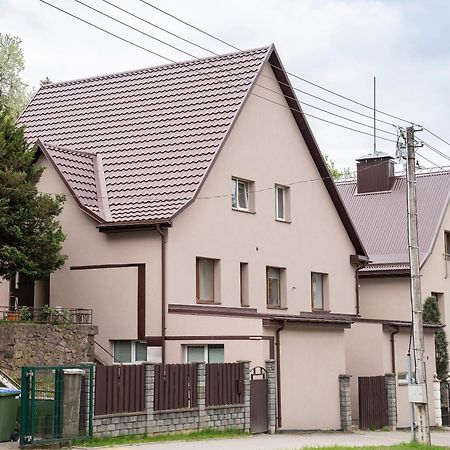 Apartment In Garage With Free Parking Kaunas Luaran gambar